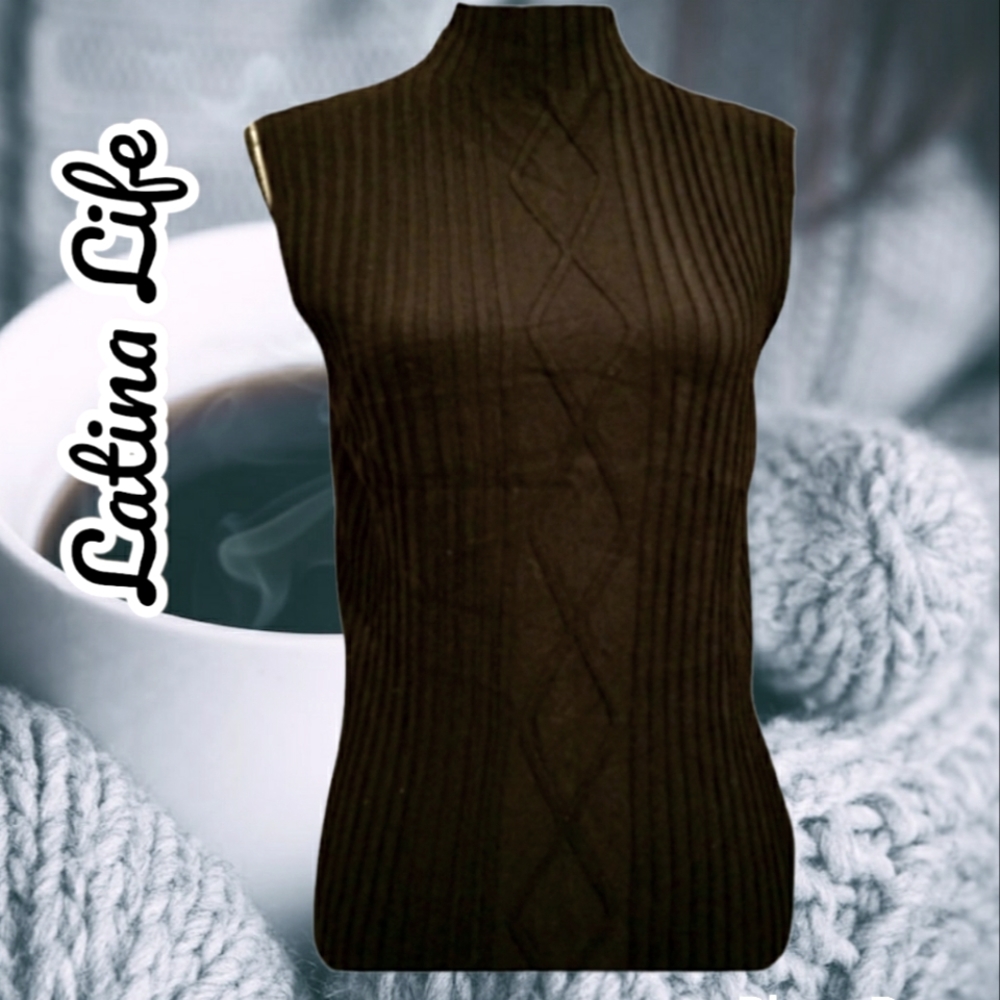 Latina Life Black sleeveless sweater